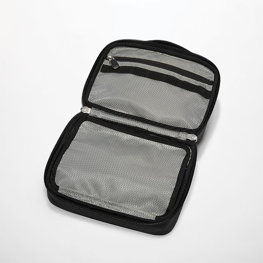 Tour Hanging Toiletry Bag